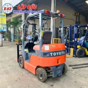 Xe Nâng Điện Ngồi Lái 1.5 Tấn TOYOTA 8FBH15