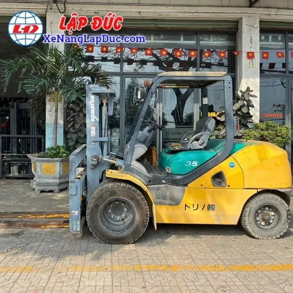 xe-nang-dau-3-5-tan-komatsu-fd35t-10 (2) Xe Nâng Dầu 3.5 Tấn KOMATSU FD35T-10