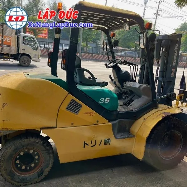 xe-nang-dau-3-5-tan-komatsu-fd35t-10 (3) Xe Nâng Dầu 3.5 Tấn KOMATSU FD35T-10