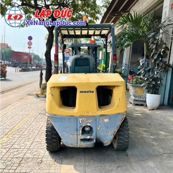 xe-nang-dau-3-5-tan-komatsu-fd35t-10 (4) Xe Nâng Dầu 3.5 Tấn KOMATSU FD35T-10
