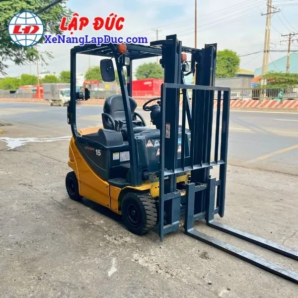 xe-nang-dien-ngoi-lai-1-5-tan-komatsu-fb15-12-11 (5) Xe Nâng Điện Ngồi Lái 1.5 Tấn KOMATSU FB15-12