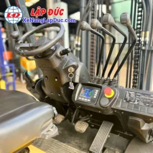 Xe Nâng Điện Ngồi Lái 3 Tấn KOMATSU FE30-2