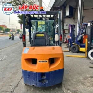 Xe Nâng Dầu 2.5 Tấn KOMATSU FD25NT-16