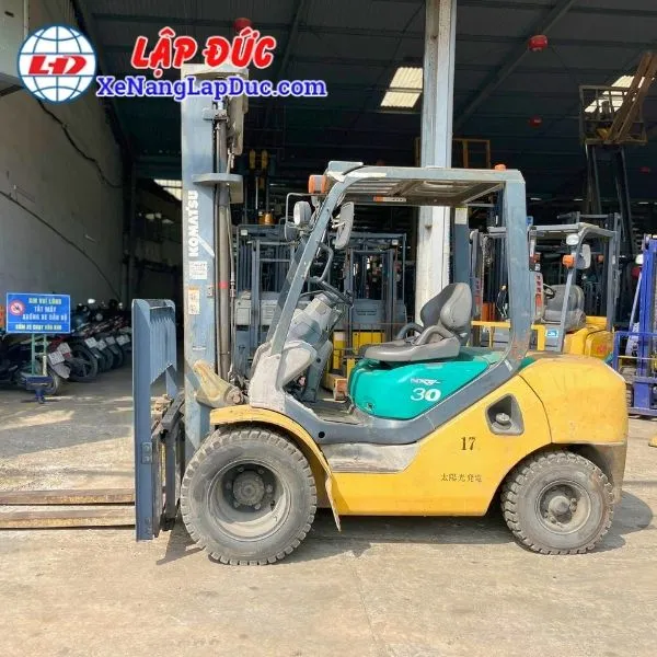 xe-nang-dau-3-tan-komatsu-fd30c-16 (2) Xe Nâng Dầu 3 Tấn KOMATSU FD30C-16