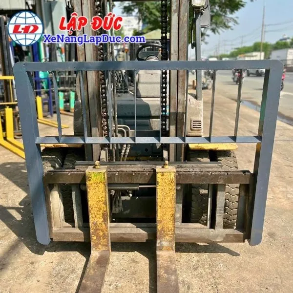 xe-nang-dau-3-tan-komatsu-fd30c-16 (5) Xe Nâng Dầu 3 Tấn KOMATSU FD30C-16