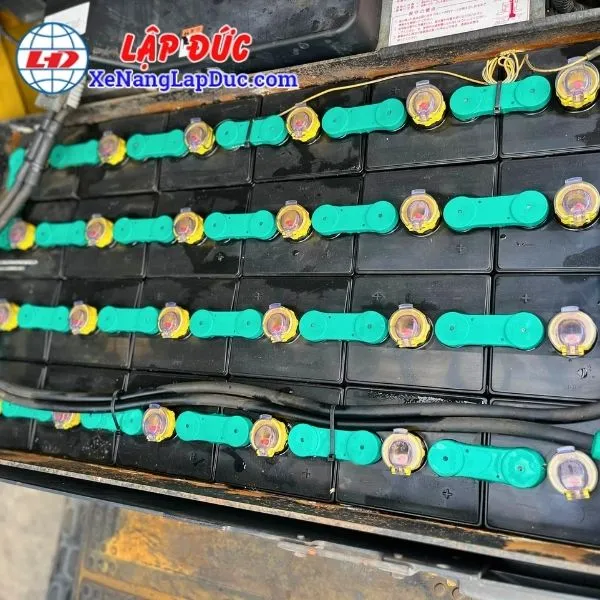xe-nang-dien-ngoi-lai-1-5-tan-komatsu-fb15-12-12 (14) Xe Nâng Điện Ngồi Lái 1.5 Tấn KOMATSU FB15-12
