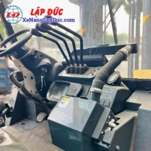 Xe Nâng Dầu 7 Tấn KOMATSU FH70-2