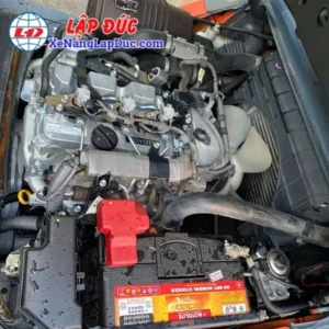 Xe Nâng Dầu 3 Tấn TOYOTA 02-8FD30