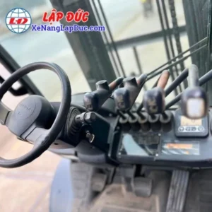 Xe Nâng Dầu 3 Tấn TOYOTA 02-8FD30