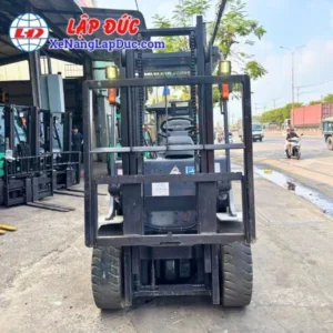 Xe Nâng Điện Ngồi Lái 3 Tấn UNICARRIERS FB30-8