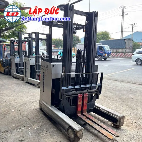 Xe Nâng Điện Đứng Lái 1.8 Tấn NICHIYU FBRMAW18-85B-550M